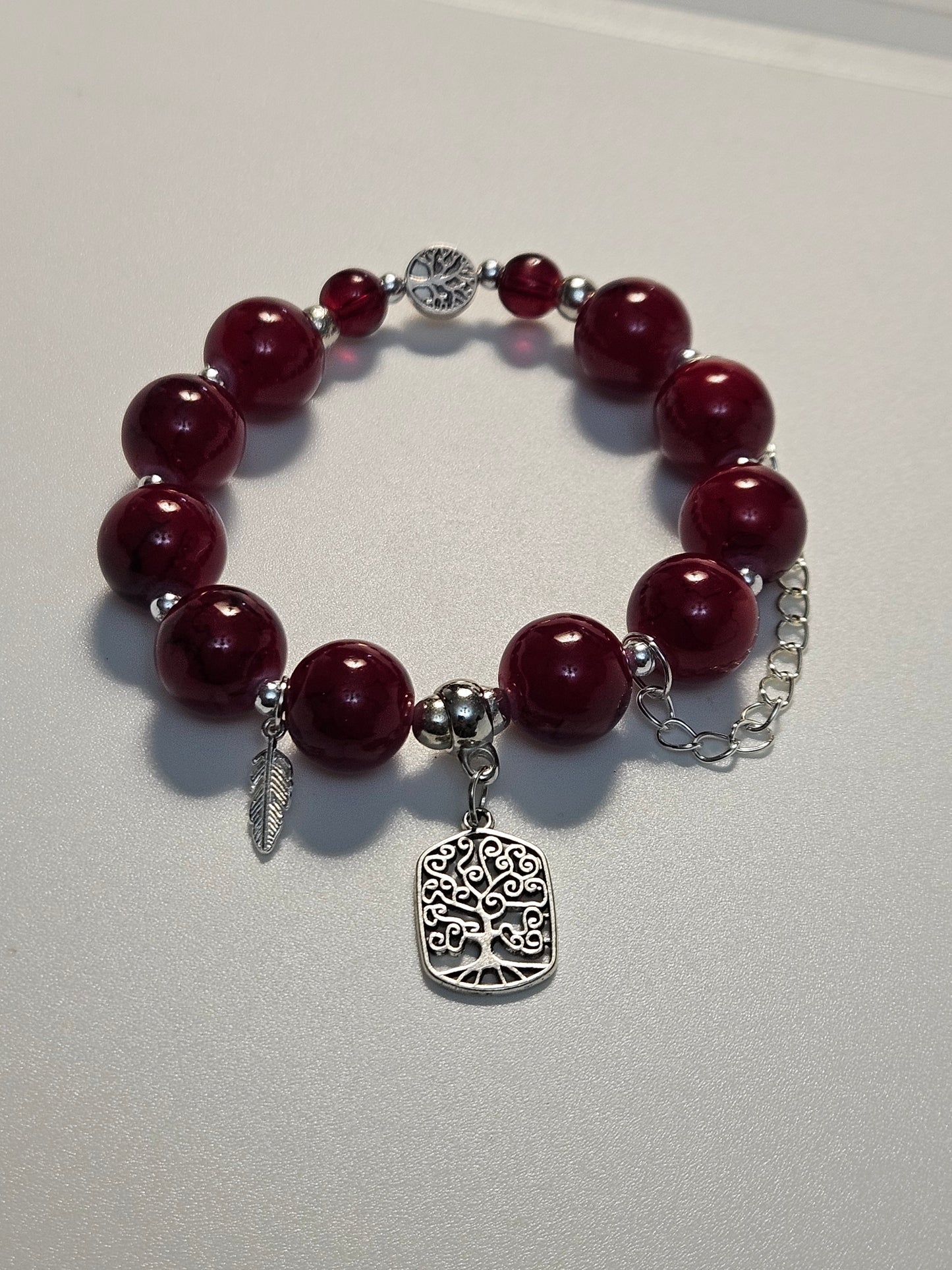 Red Jumbo glass beads (14mm) stretch charm bracelet, Size (6.5 inch)
