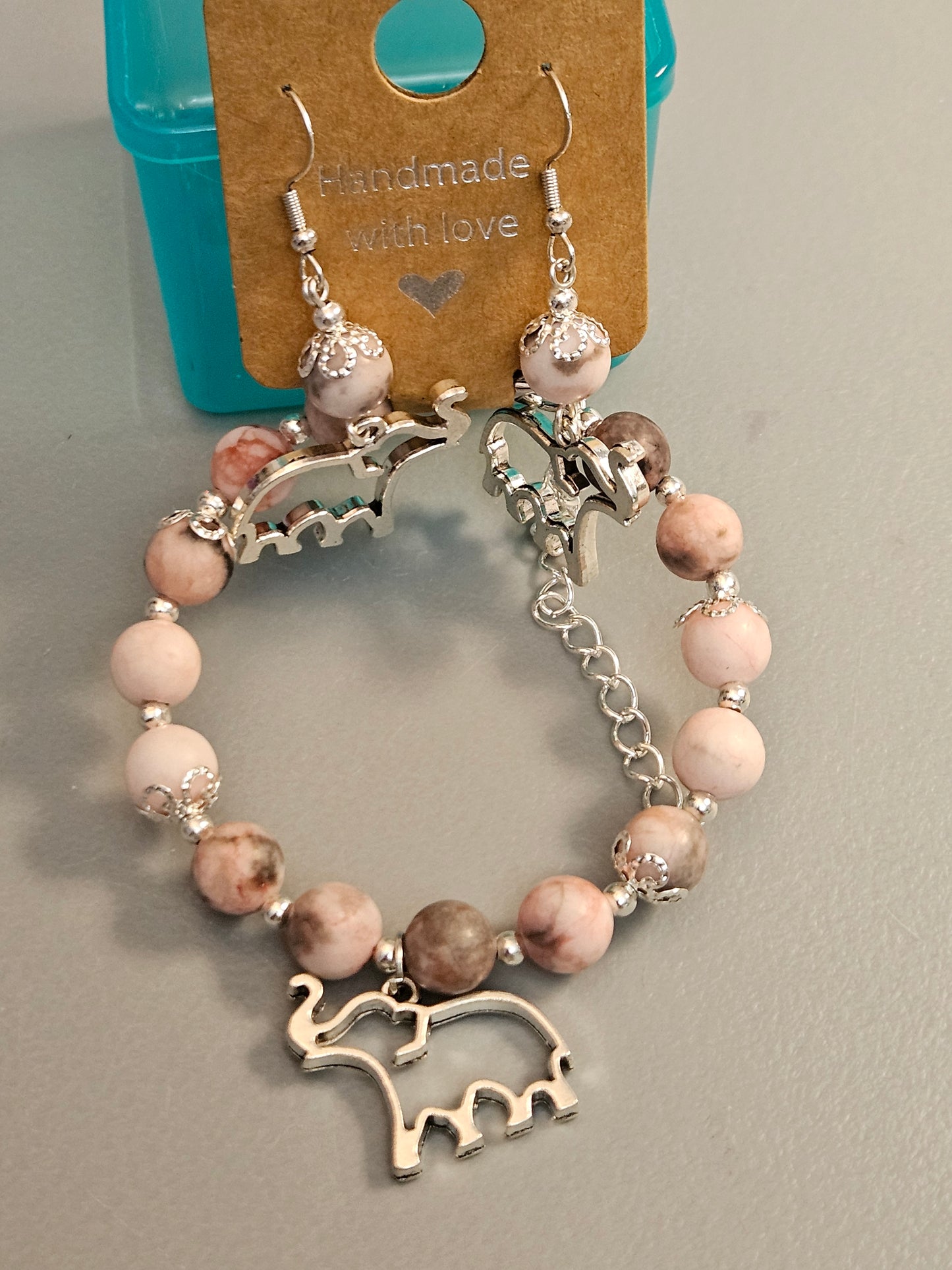 Stone beaded Bangles (8mm) with beautiful decor.