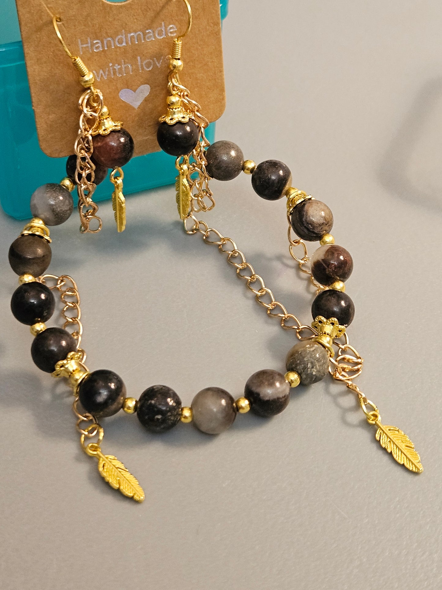 Stone beaded Bangles (8mm) with beautiful decor.