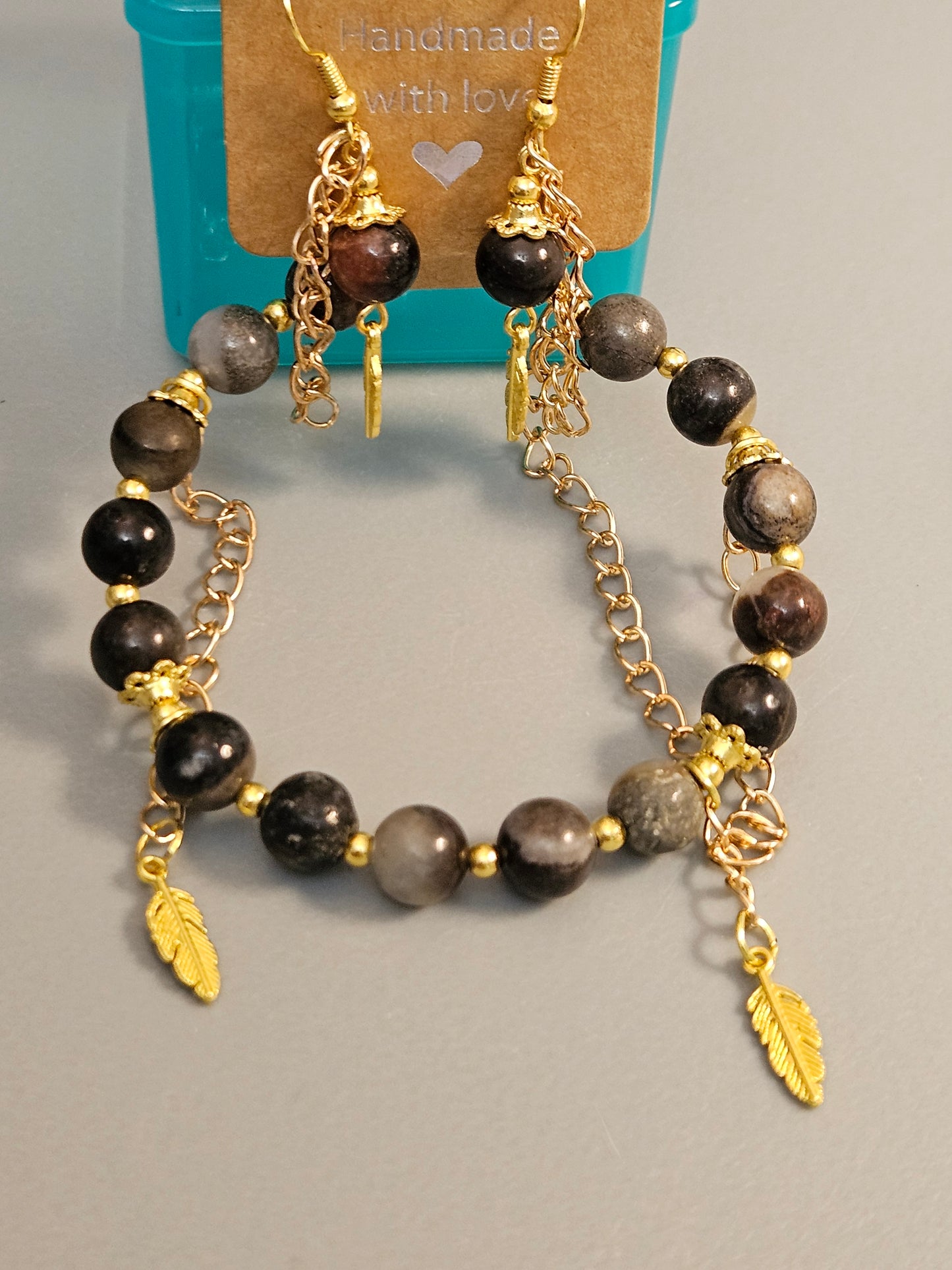 Stone beaded Bangles (8mm) with beautiful decor.