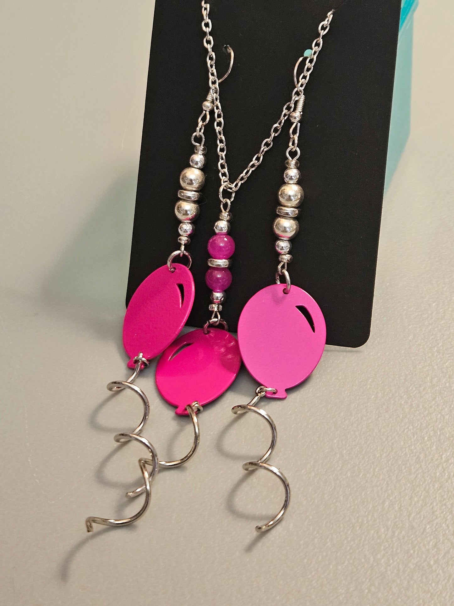 Nic's Earring Nook